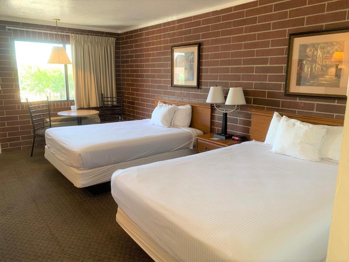 Oquirrh Mountain Inn Tooele Eksteriør billede